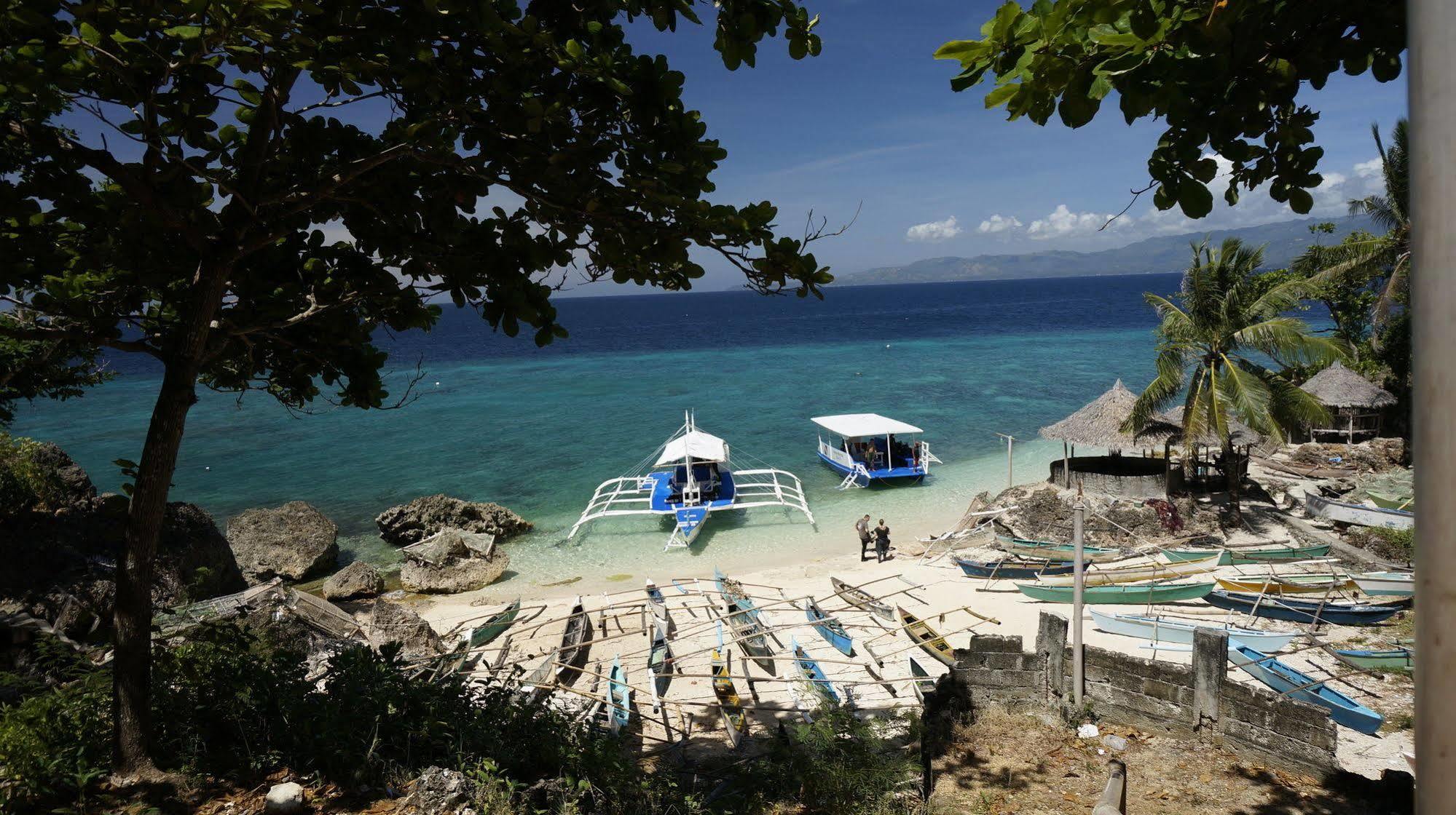 Coco White Beach Resort Bohol Esterno foto